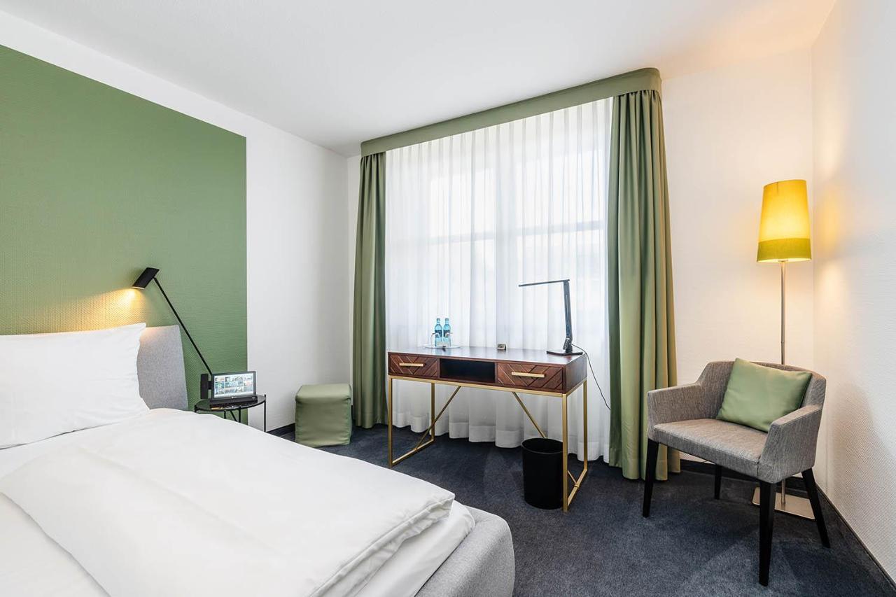 Hotel Frechener Hof Экстерьер фото