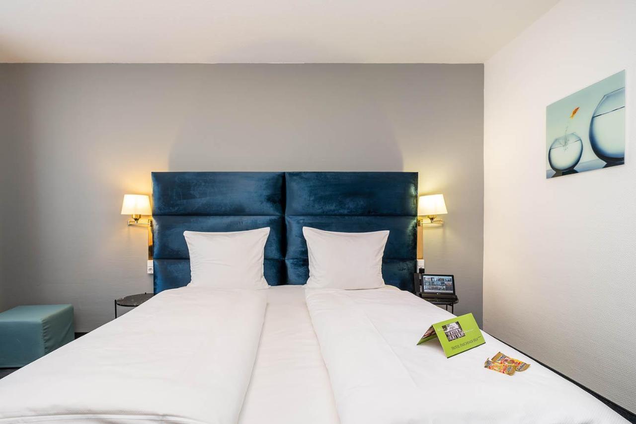 Hotel Frechener Hof Экстерьер фото
