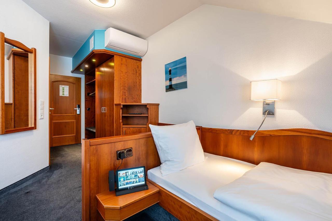 Hotel Frechener Hof Экстерьер фото