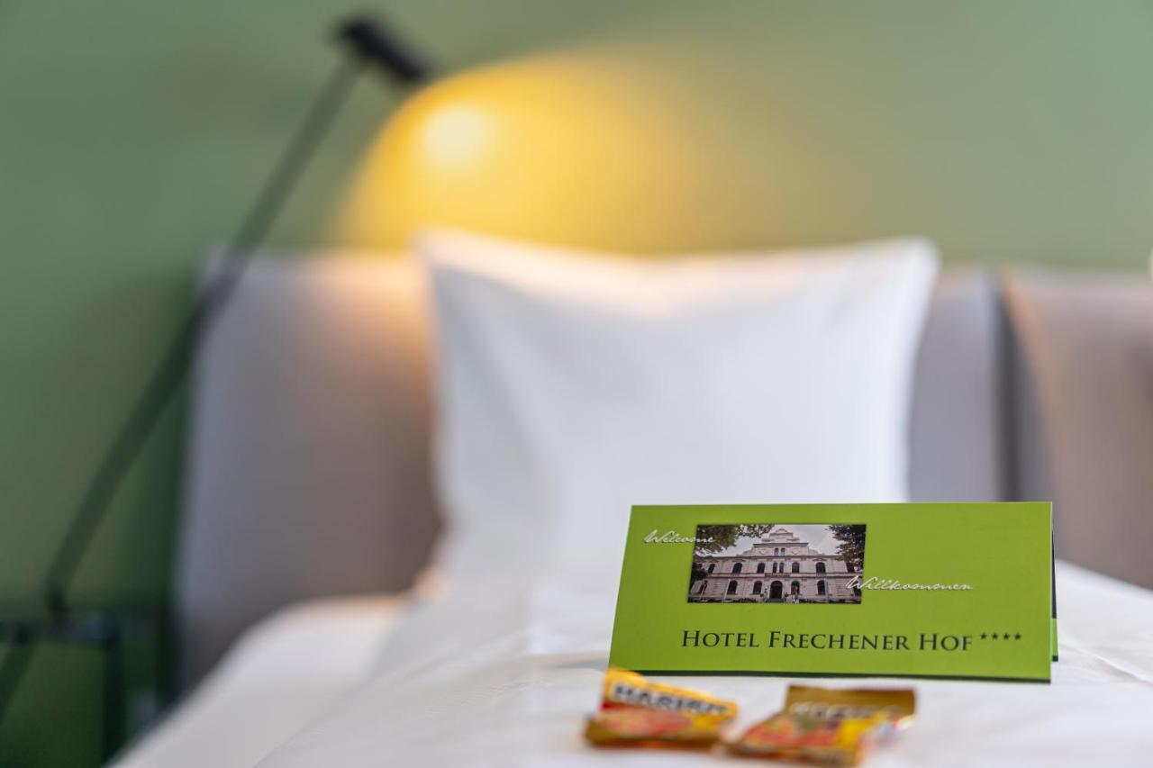 Hotel Frechener Hof Экстерьер фото