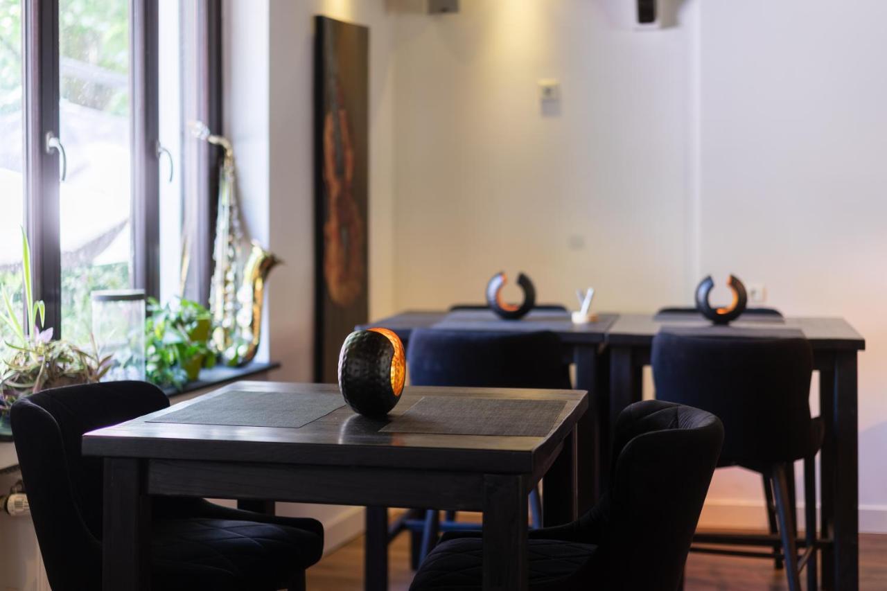 Hotel Frechener Hof Экстерьер фото